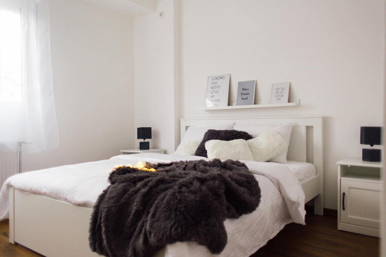 New Center Apartments Ni Dış mekan fotoğraf