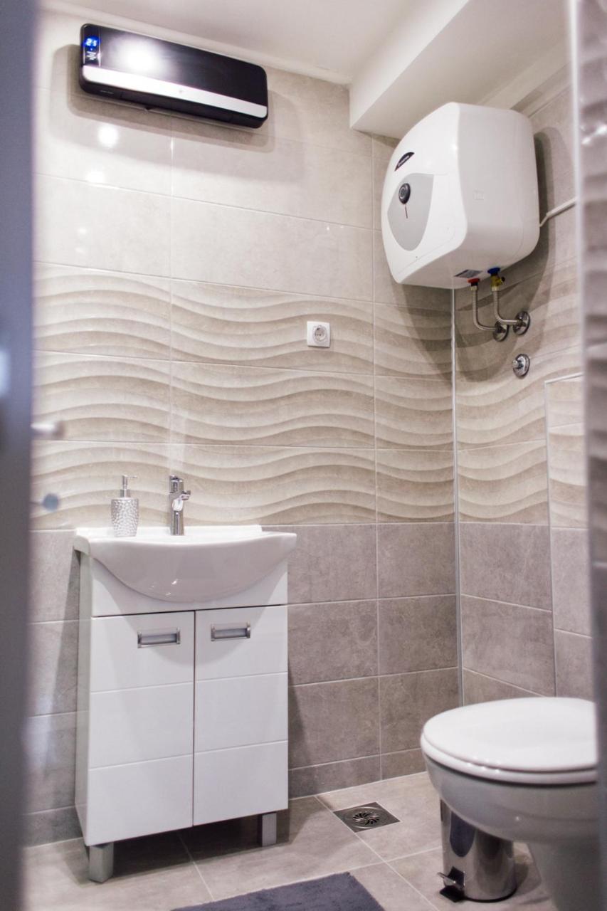 New Center Apartments Ni Dış mekan fotoğraf